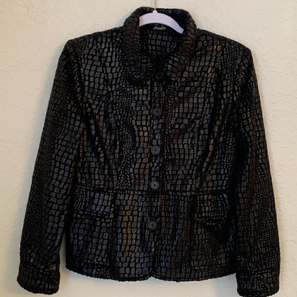 ESSENTIALS by MILANO Black Faux Reptile Womens Jacket. Size M